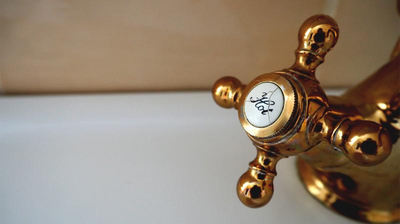hot water knob