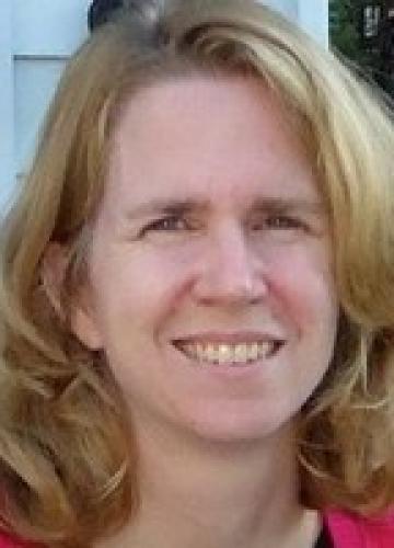 Eileen Hannigan Headshot